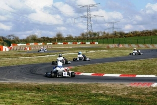 Sur la piste